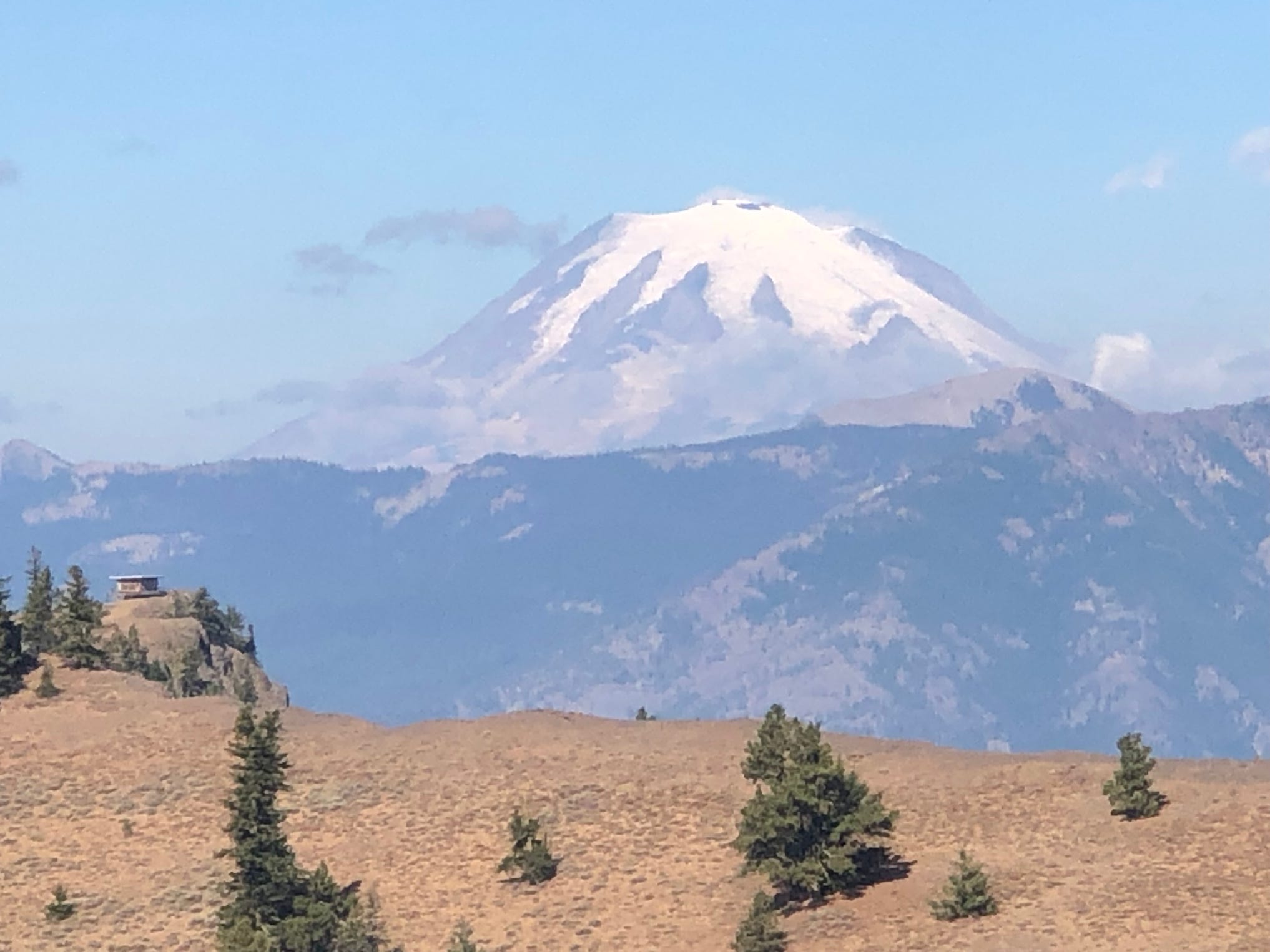 mt rainier fronm naches ranger lookout